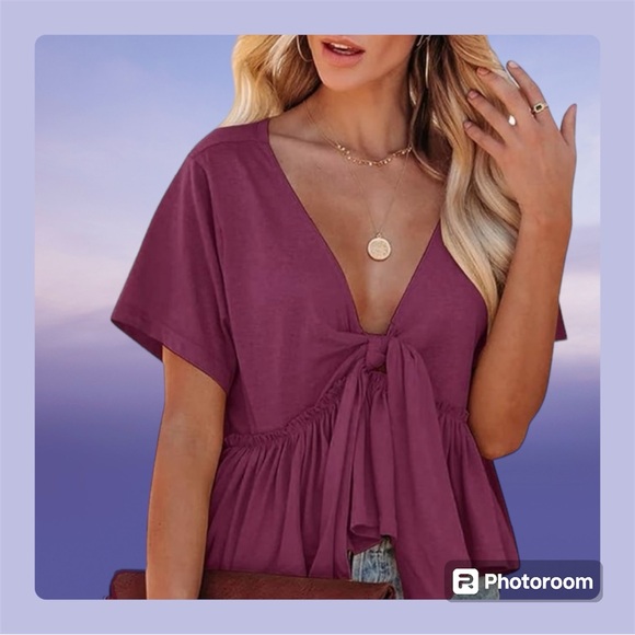 Tops - Women's Short Sleeve V Neck Blouse Ruffle Hem Tie Front Crop Top